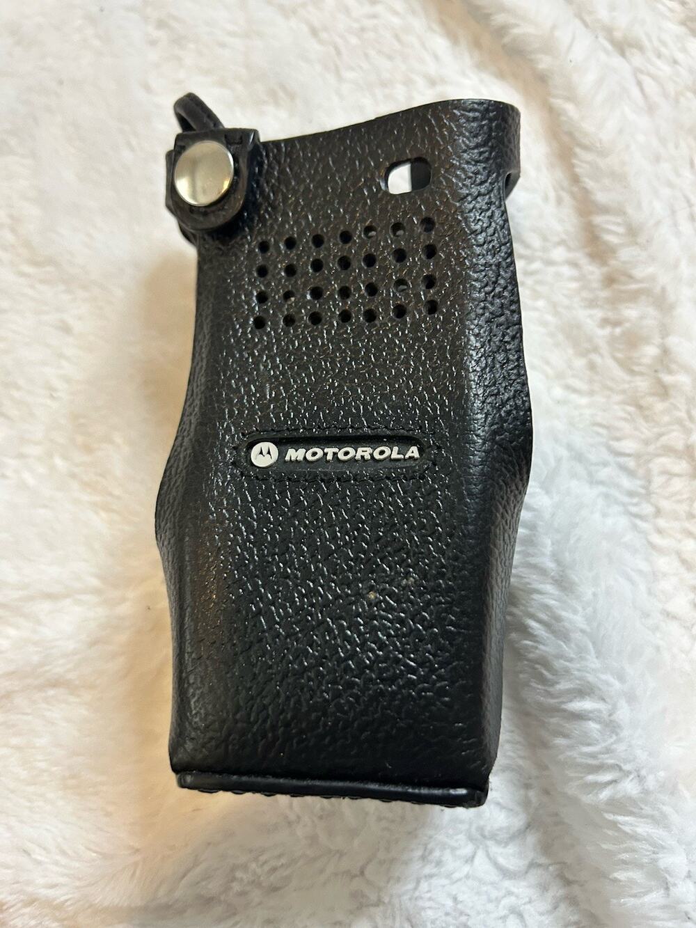 Motorola Universal Radio Holder With Out Belt Loop Black Leather Radio Pouch